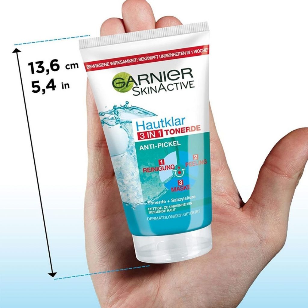 Sữa rửa mặt Garnier SkinActive Hautklar 3in1 nhỏ bằng bàn tay